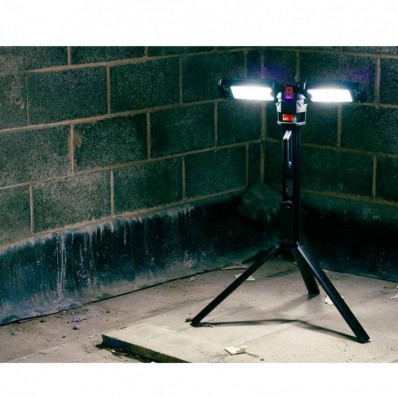 Lampe sur trépied 4k 